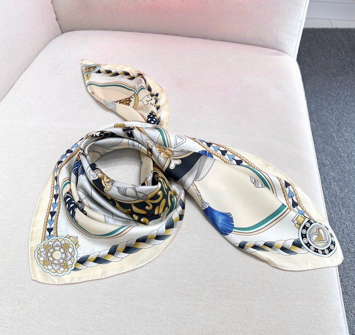Luxury Bags Tier - Top-Tier Luxury Women's Scarf Fashionable Printed